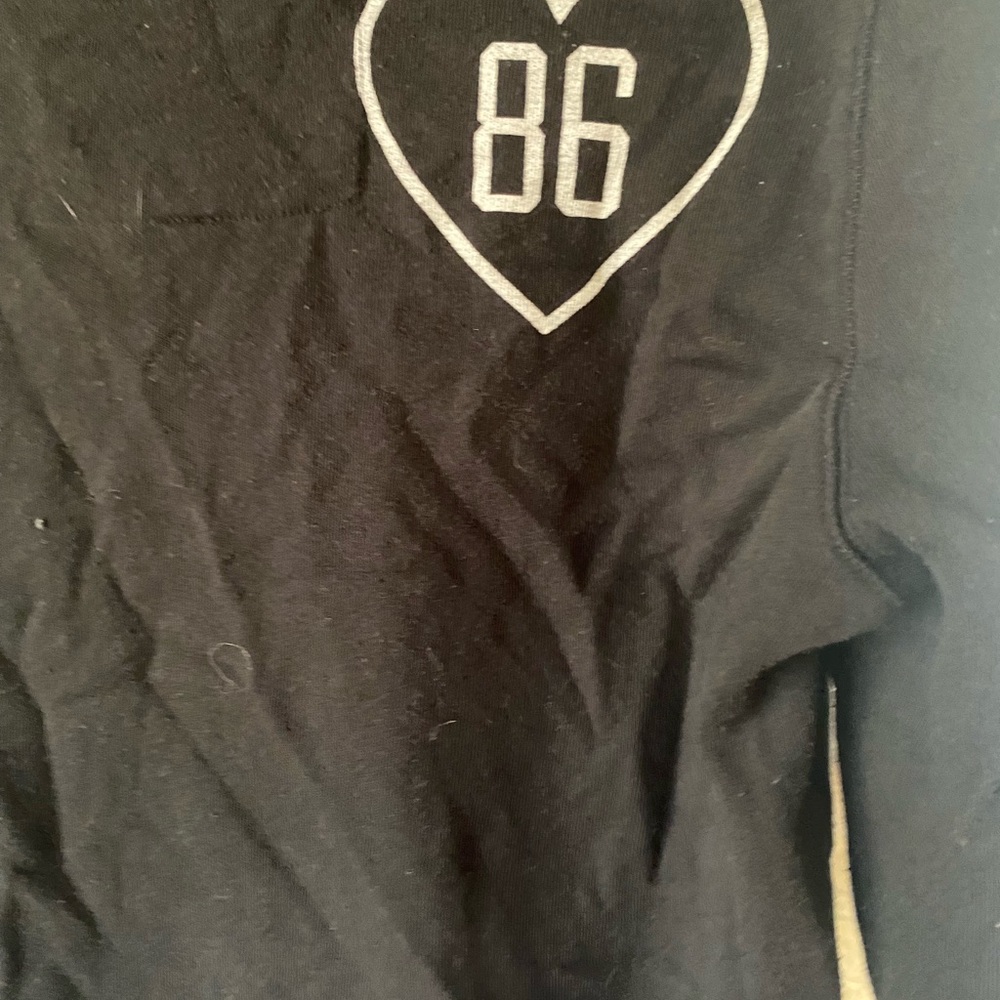 Sweatshirt - Picture 2 of 6